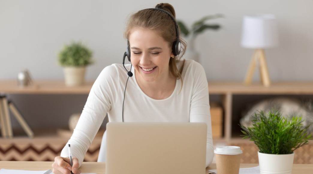 The Best Headsets for Teaching Online 2022