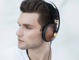 headphones affect hair